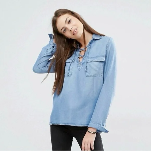 Abercrombie & Fitch Lace Up V-Neck Chambray Denim Long Sleeve Shirt Womens Small - Picture 2 of 12